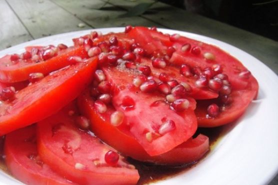 Cook the Book: Tomato, Pomegranate and Sumac Salad