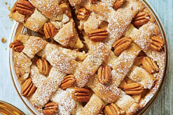 Cranberry-Apple Pie with Pecan Shortbread Crust