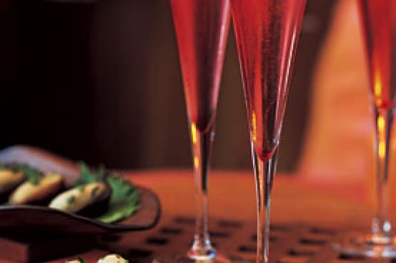 Cranberry Kir Royale