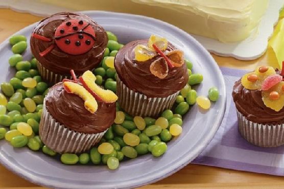 Crazy Critter Cupcakes