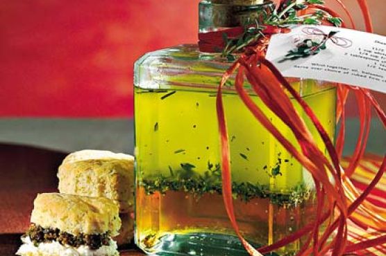 Cream Cheese-and-Olive Biscuits With Olive-Parsley Spread