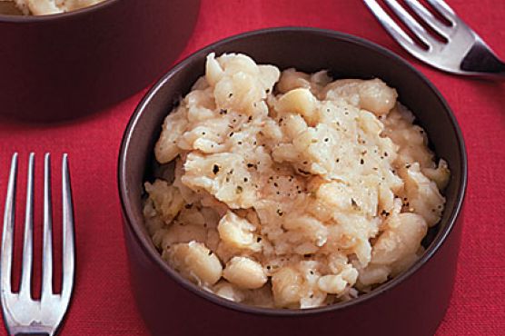 Creamy Cannellini Beans with Garlic and Oregano