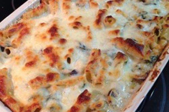 Creamy Zucchini and Spinach Rigatoni