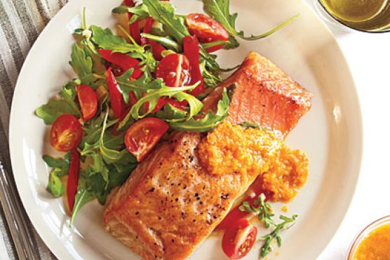 Crispy Salmon and Arugula Salad with Carrot-Ginger Vinaigrette