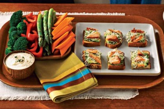 Crudités with White Bean Hummus