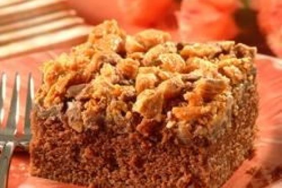 Crumble-Topped Chocolate Peanut Butter Cake