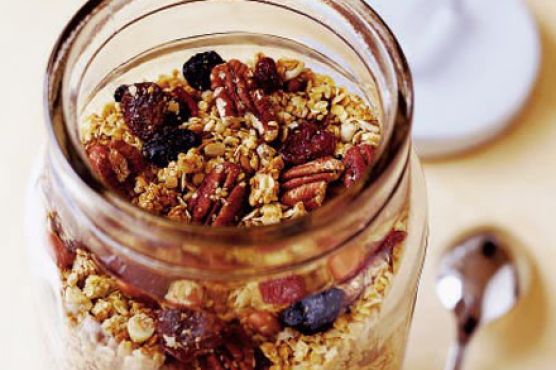 Crunchy granola with berries & cherries