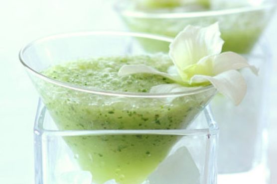 Cucumber Sake-Tini
