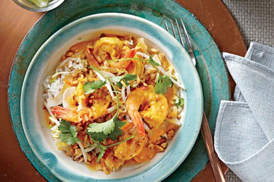 Curried Shrimp with Peanuts