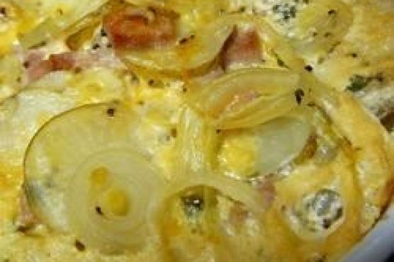 Easy Cheese and Ham Scalloped Potatoes