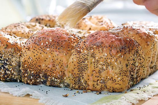 Easy Three-Seed Pan Rolls