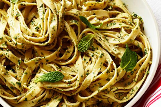 Fettuccine with Mint, Walnut, and Gorgonzola Pesto