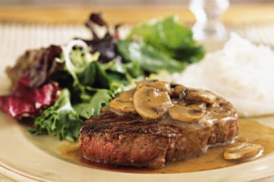 Filet Mignon with Mushroom-Wine Sauce