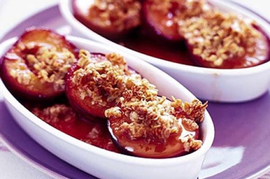 Flapjack baked plums