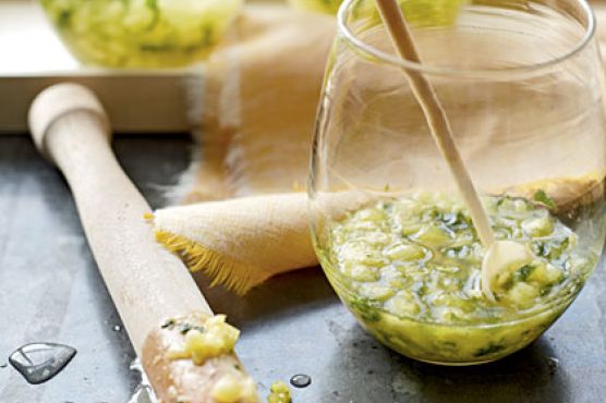 Fresh Pineapple Mojito