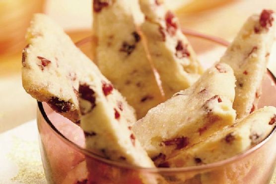 Ginger-Cranberry Shortbread Wedges