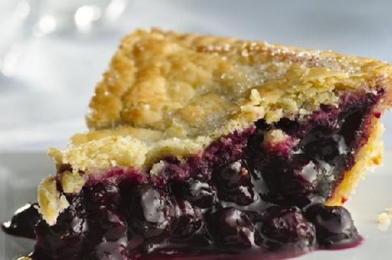 Gluten-Free Blueberry Pie with Cornmeal Crust