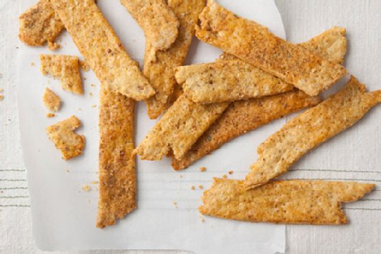 Green-Peppercorn Cornmeal Crackers