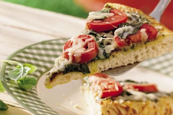 Grilled Italian Pesto Pizza