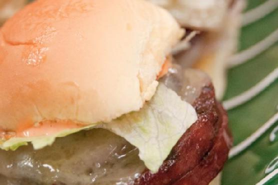 Grilled Summer Sausage Sliders