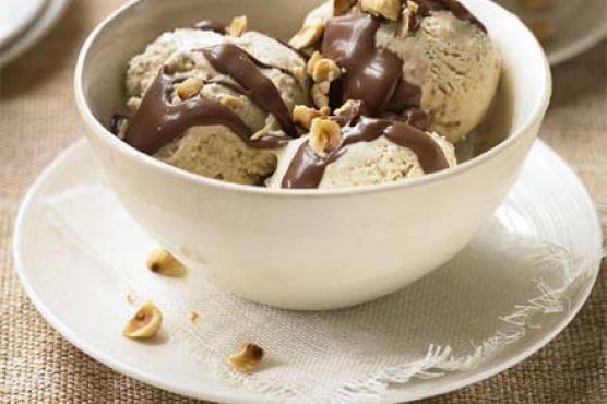 Hazelnut gelato with rich chocolate sauce