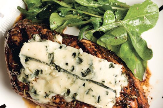 Herbed Balsamic Chicken with Blue Cheese