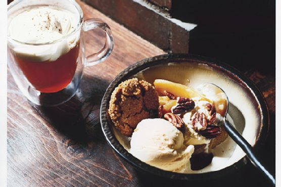Honey-Caramel Ice Cream Sundaes with Apples