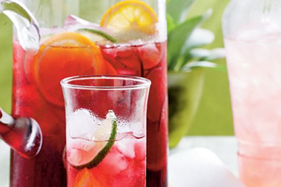 Iced Hibiscus Sweet Tea