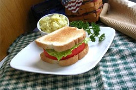 Kansas Tomato Sandwich