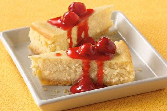 Key Lime Cheesecake with Raspberry Sauce