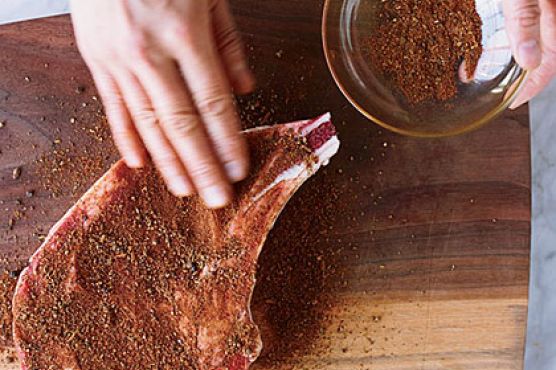 Latin Grilled Rib Eye Steak with Green Chile Aioli