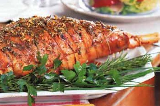 Leg of Lamb with Garlic and Rosemary