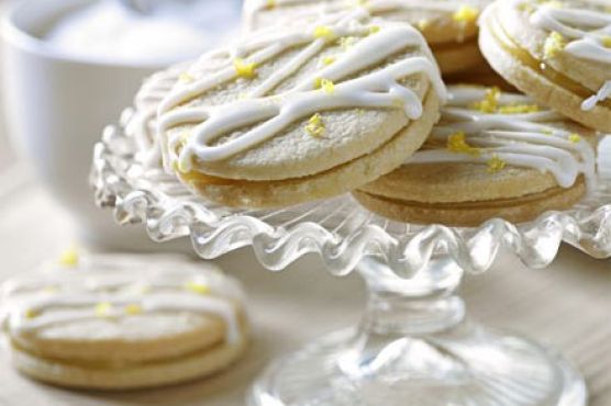 Lemon kisses