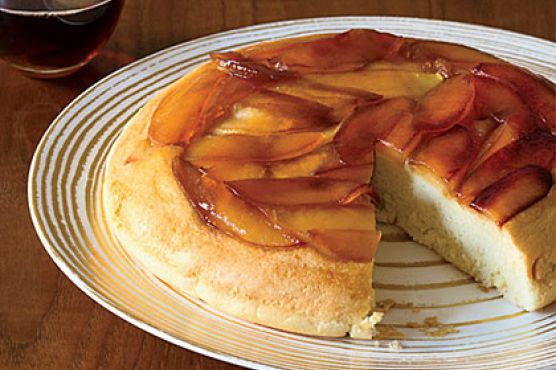 Light and Fluffy Baked Apple Pancake