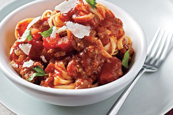 Linguine with Easy Meat Sauce
