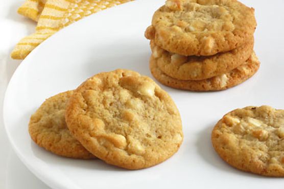 Macadamia Nut White Chocolate Chip Cookies