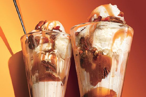 Maple-Pecan Sundaes with Candied Bacon
