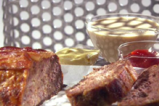 Meatloaf with Mustard and Sour Cream Gravy