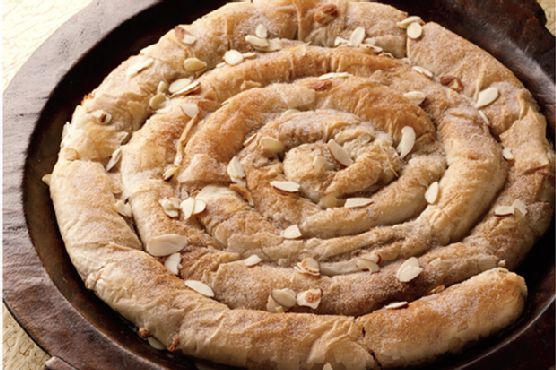 M'hanncha (Snake Cake)