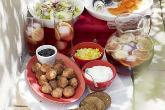 Mini Swedish meatballs with cranberry sauce