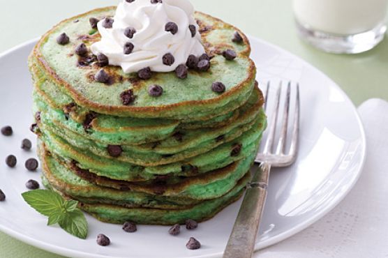 Mint Chocolate Chip Pancakes