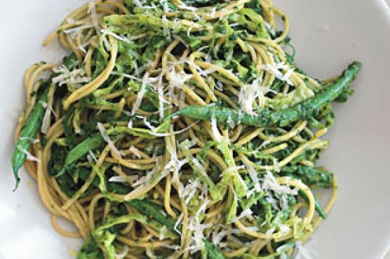 Multi-Grain Pasta with Sicilian Salsa Verde, Cabbage, and Haricots Verts