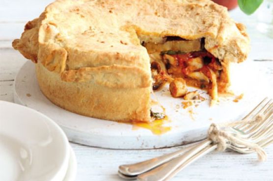 Mushroom & aubergine pizza pie
