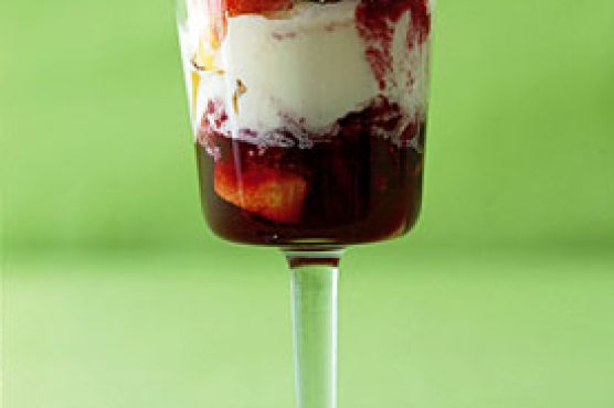 Nectarine, Blackberry, and Pecan Sundaes