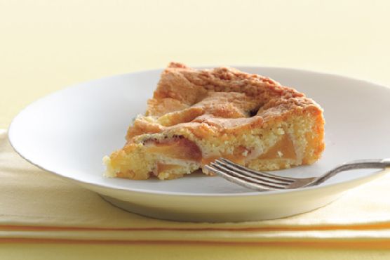 Nectarine Golden Cake