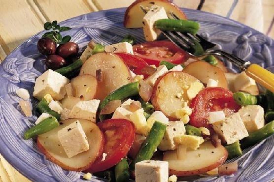 Niçoise Tofu Skillet Supper