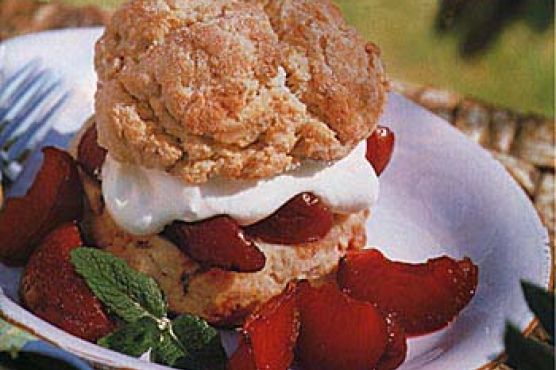 Oatmeal Shortcakes with Spiced Plums