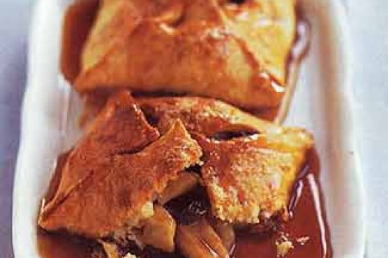 Old-Fashioned Apple Raisin Dumplings