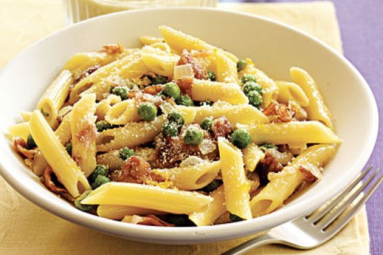 Penne with Sweet Peas and Prosciutto