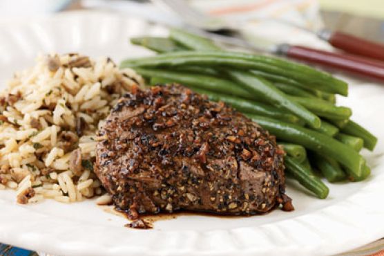 Pepper and Garlic-Crusted Tenderloin Steaks with Port Sauce